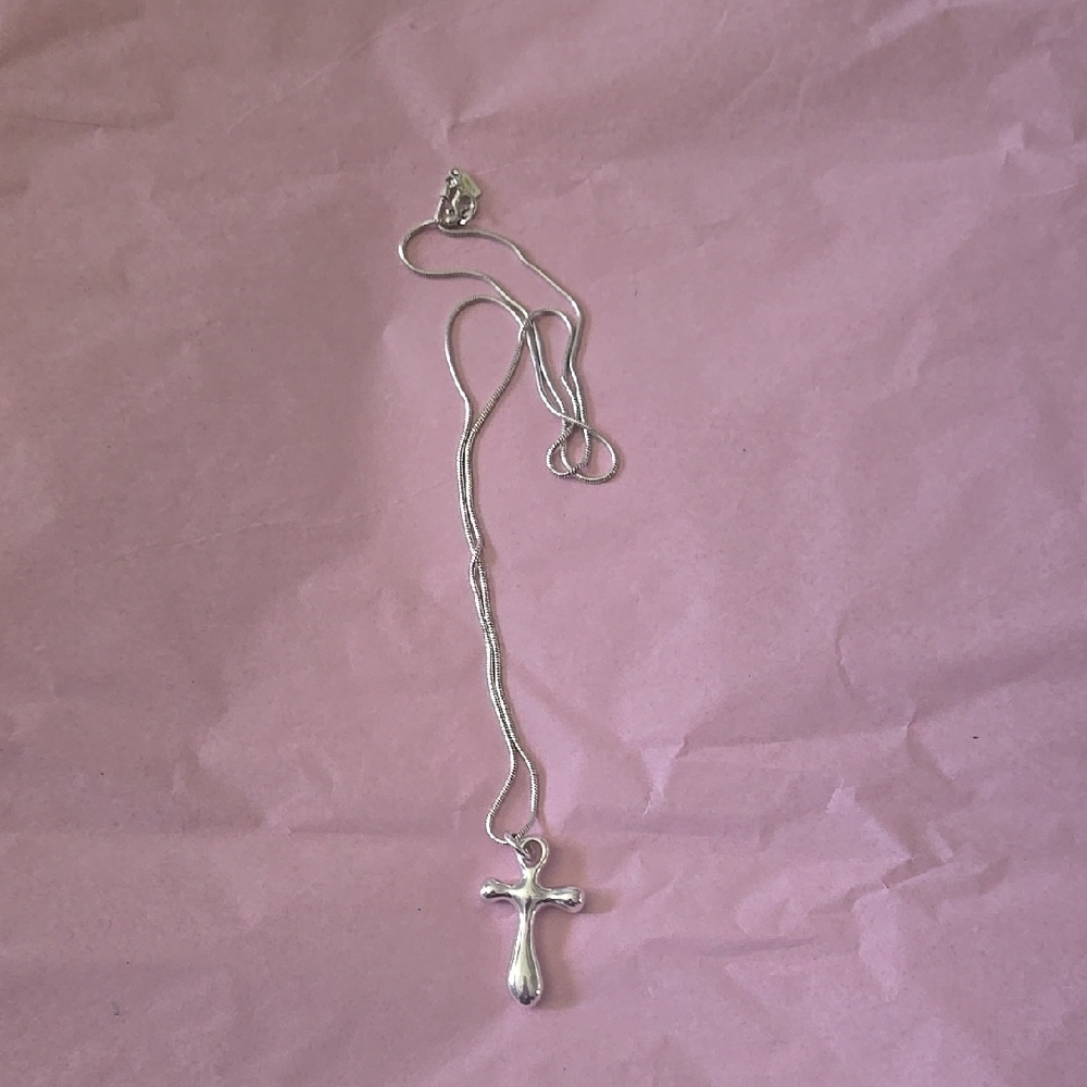 Robert Lee Morris Silver Chain With Cross